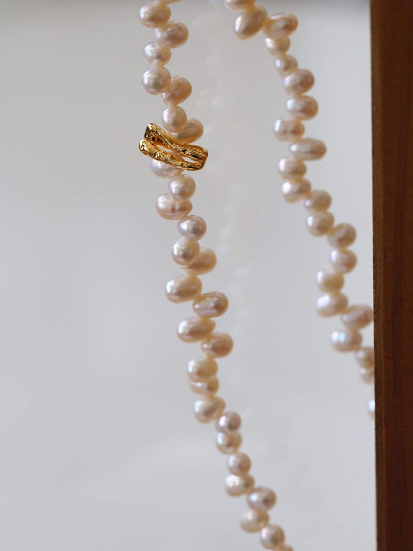 women-Necklace-freshwater pearl-necklace