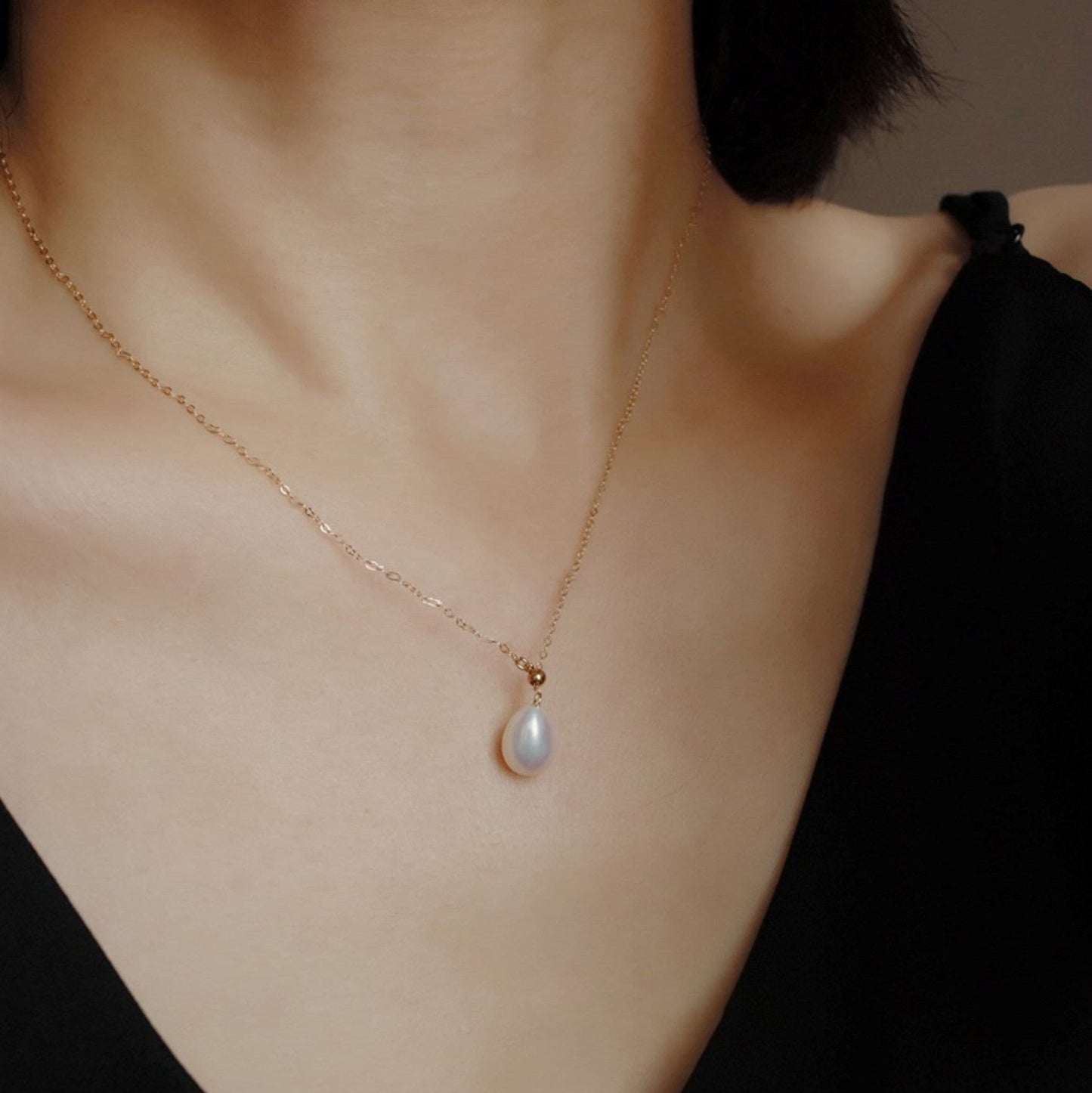 women-Necklace-freshwater pearl-gift for her