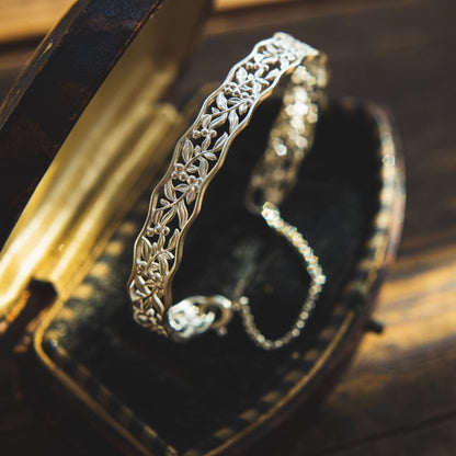 women-Bracelet-bracelet-gold