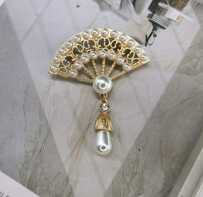 women--bestseller-brooch