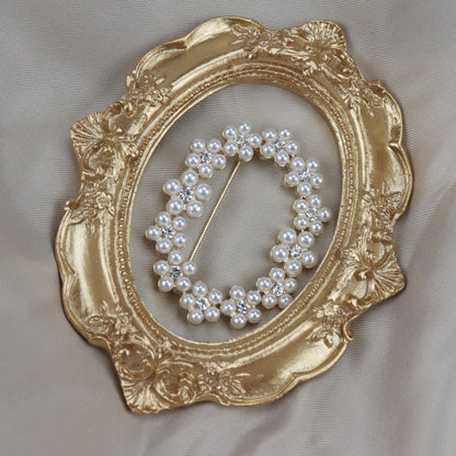 women--bestseller-brooch