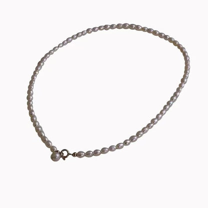 women-Necklace-freshwater pearl-necklace