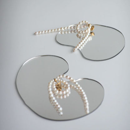 women--brooch-freshwater pearl