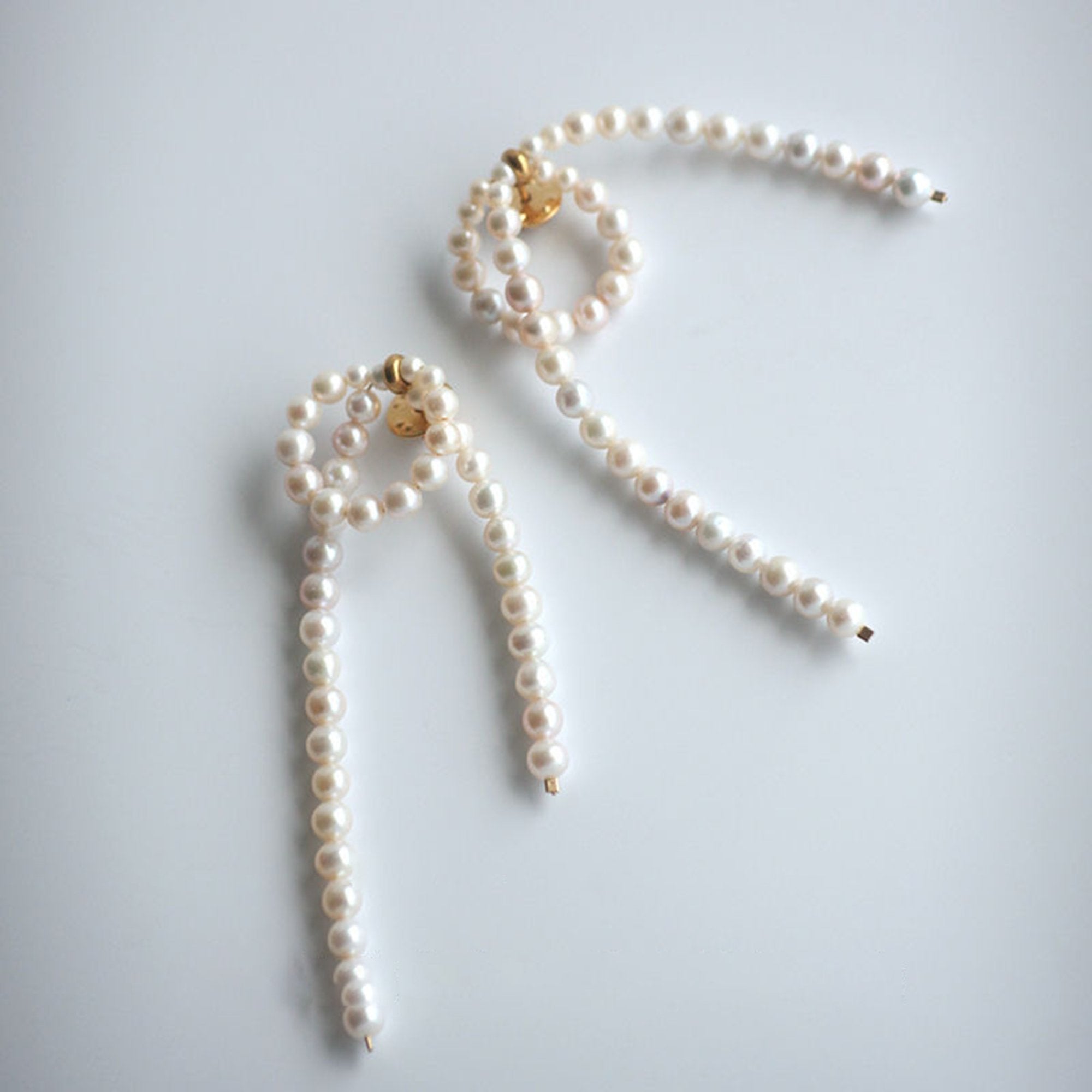 women--brooch-freshwater pearl