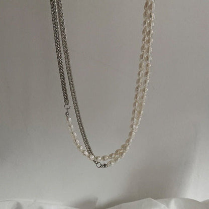 women-Necklace-freshwater pearl-necklace