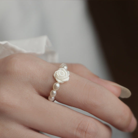women-Ring-freshwater pearl-ring