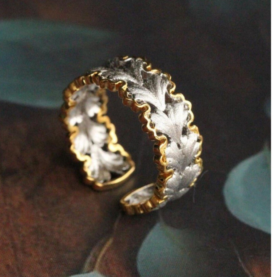 women-Ring-ring-