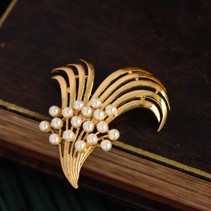 women-Brooch-brooch-gold