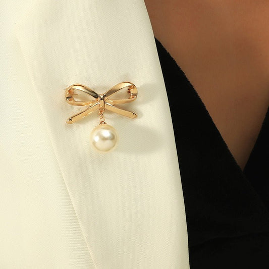 women--bow-brooch
