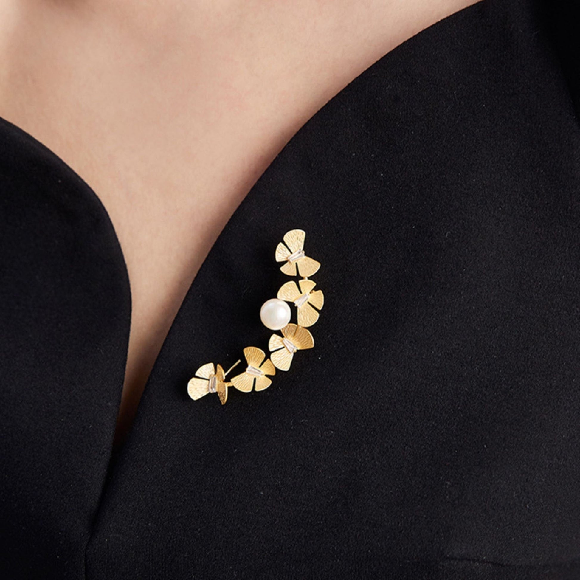 women--bestseller-brooch