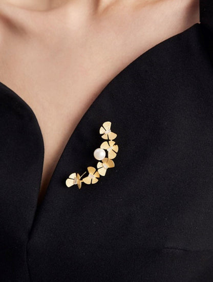 women--bestseller-brooch