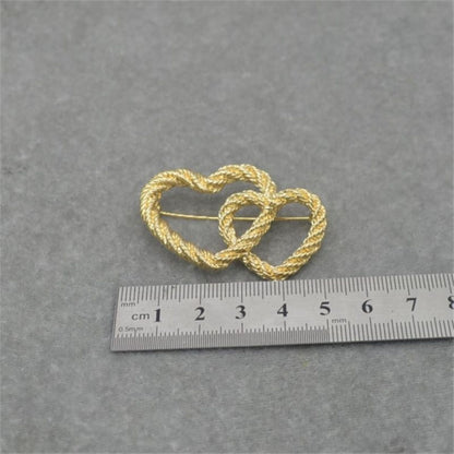 women--brooch-gold