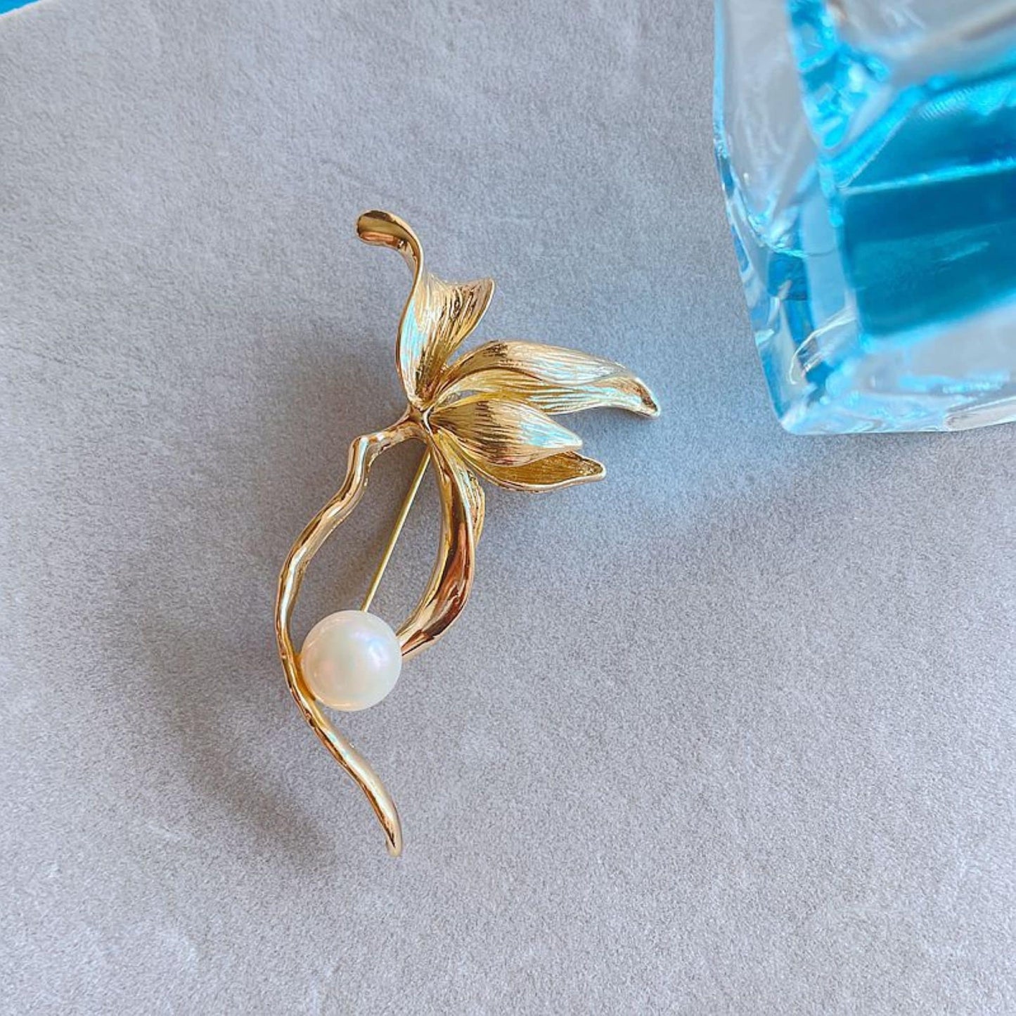 women-Brooch-brooch-freshwater pearl