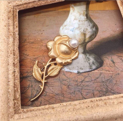 women--brooch-gift for her