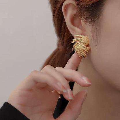 women-Earrings-earrings-gold