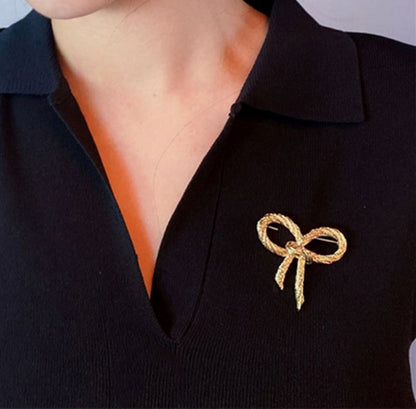 women--bow-brooch