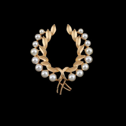 women--bestseller-brooch