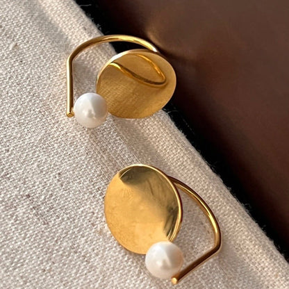 women-Ring-freshwater pearl-gold