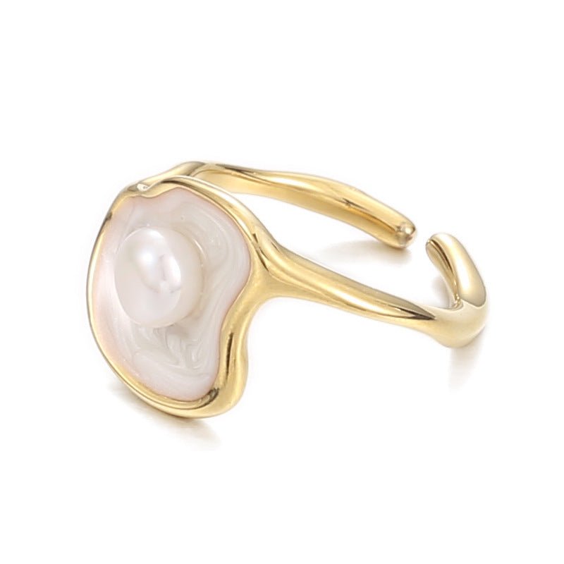 women-Ring-freshwater pearl-minimalist