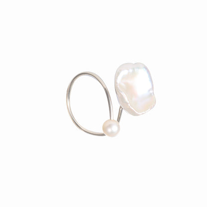 women-Ring-freshwater pearl-minimalist