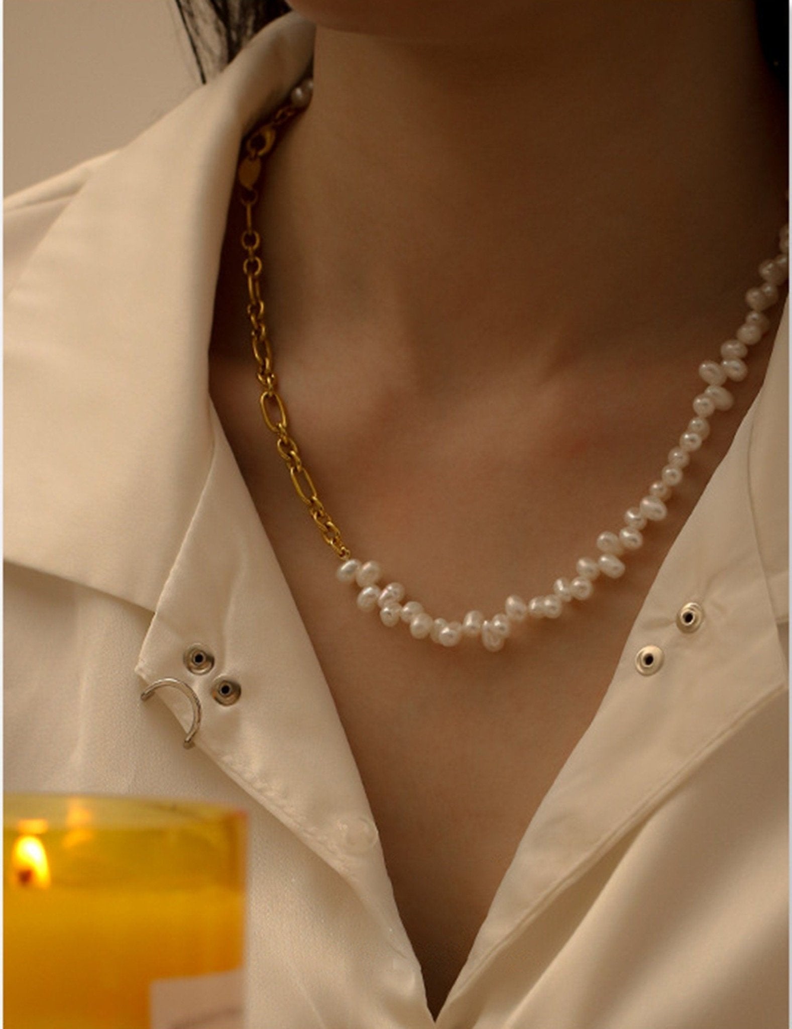 women-Necklace-freshwater pearl-gold