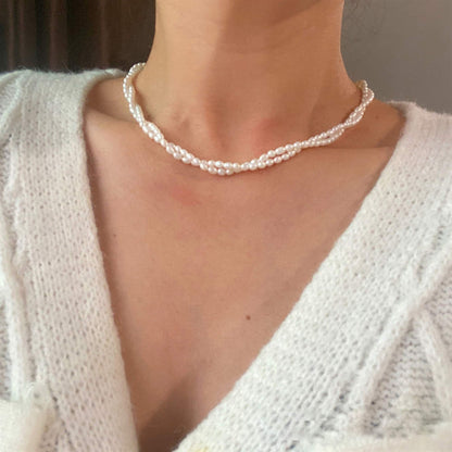 women-Necklace-freshwater pearl-necklace