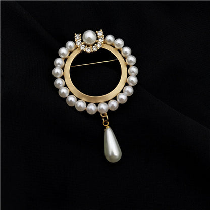 women--bestseller-brooch