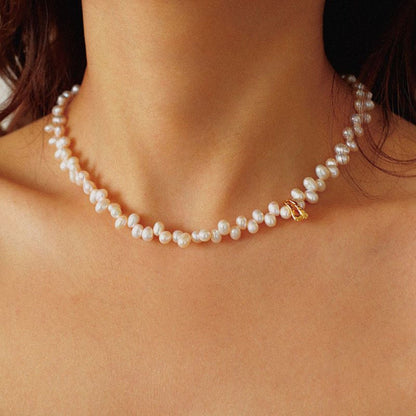 women-Necklace-freshwater pearl-necklace