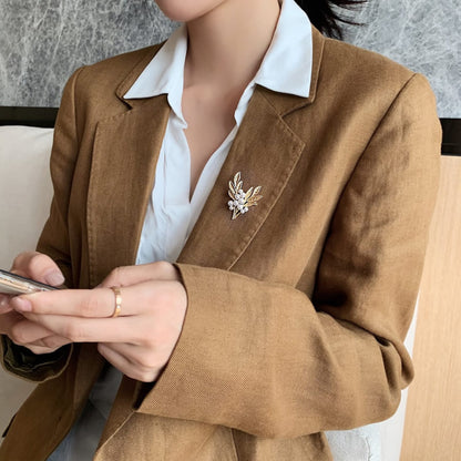 women--bestseller-brooch