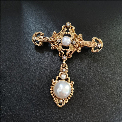 women--brooch-gift for him