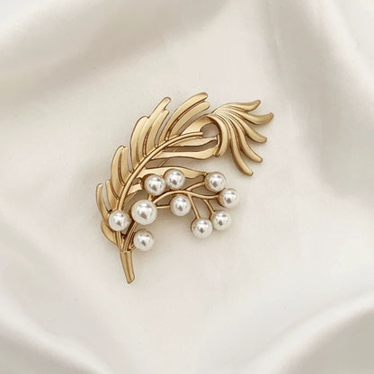 women--bestseller-brooch