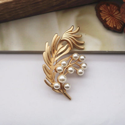 women--bestseller-brooch