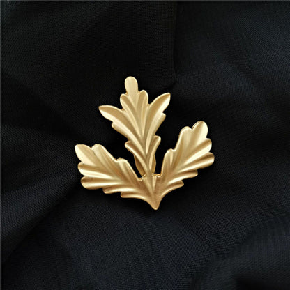 women--bestseller-brooch