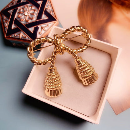 women-Brooch-bow-brooch